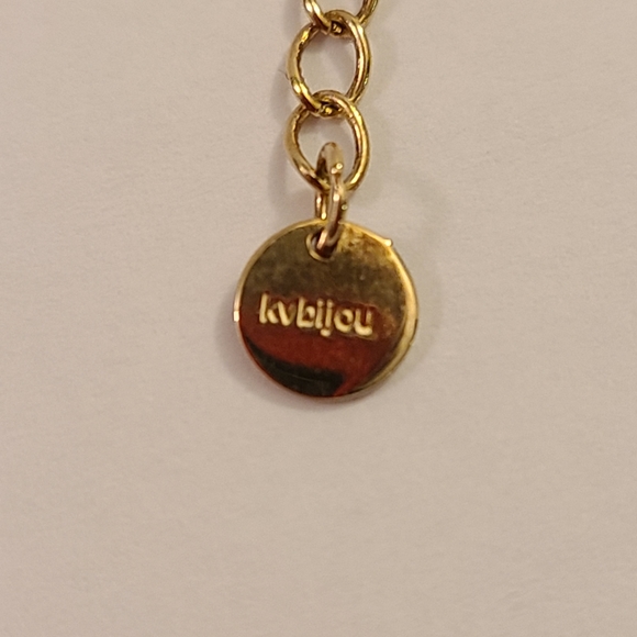 kvbijou Tiny Triangle Gold / Turquoise Necklace 16-18" - Picture 6 of 7